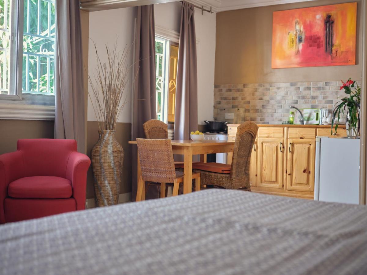 Pelican Residence Fajara Εξωτερικό φωτογραφία