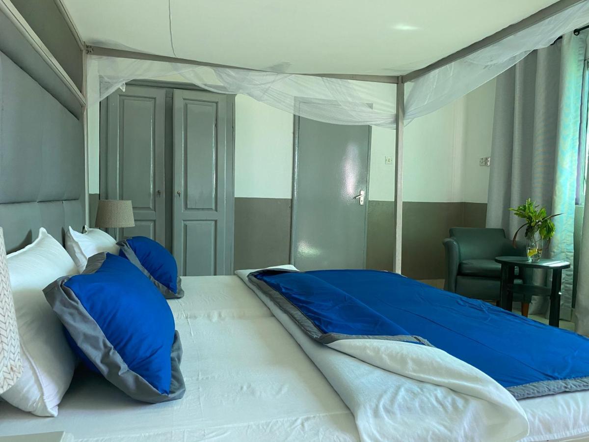 Pelican Residence Fajara Εξωτερικό φωτογραφία