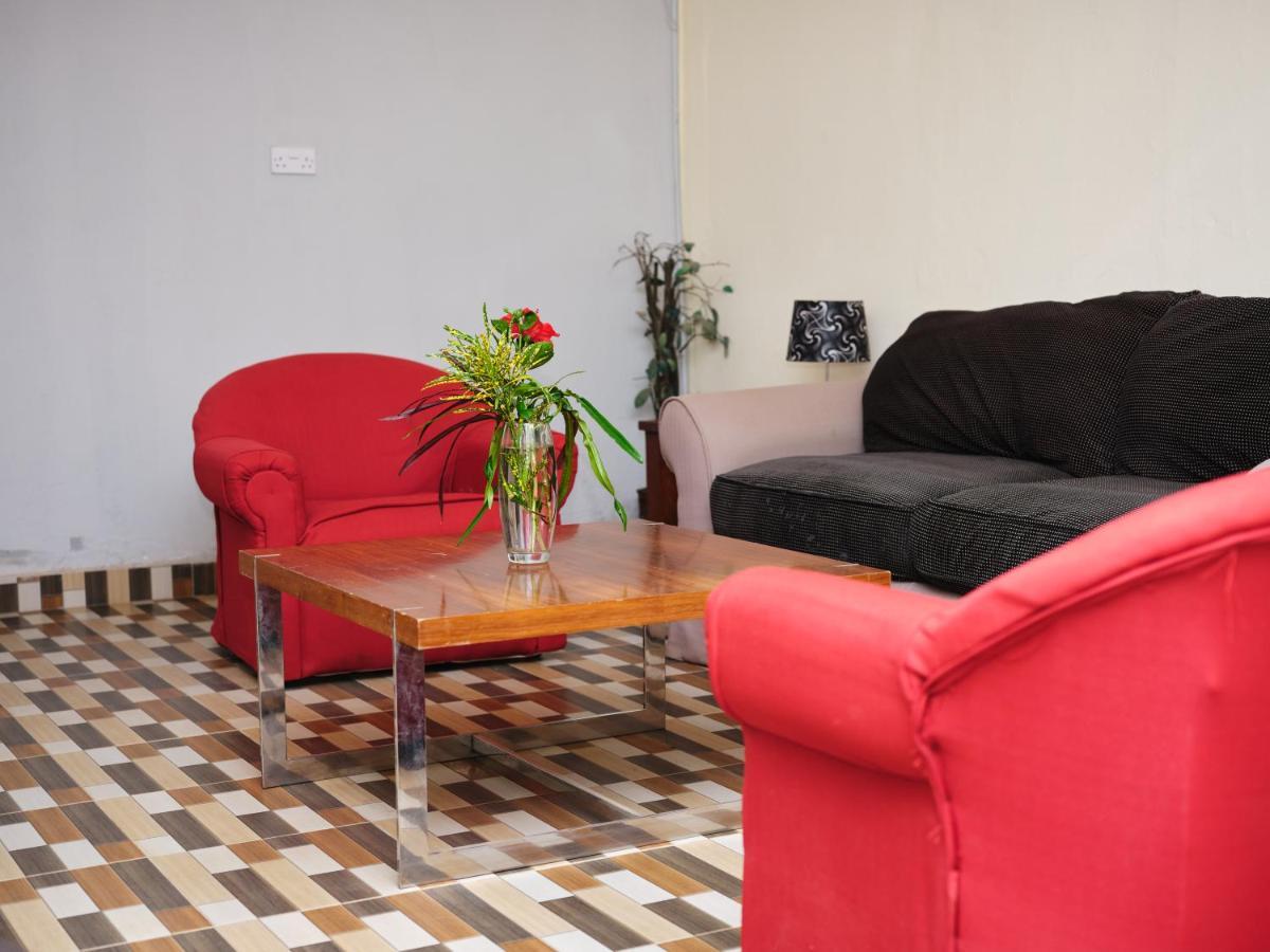 Pelican Residence Fajara Εξωτερικό φωτογραφία