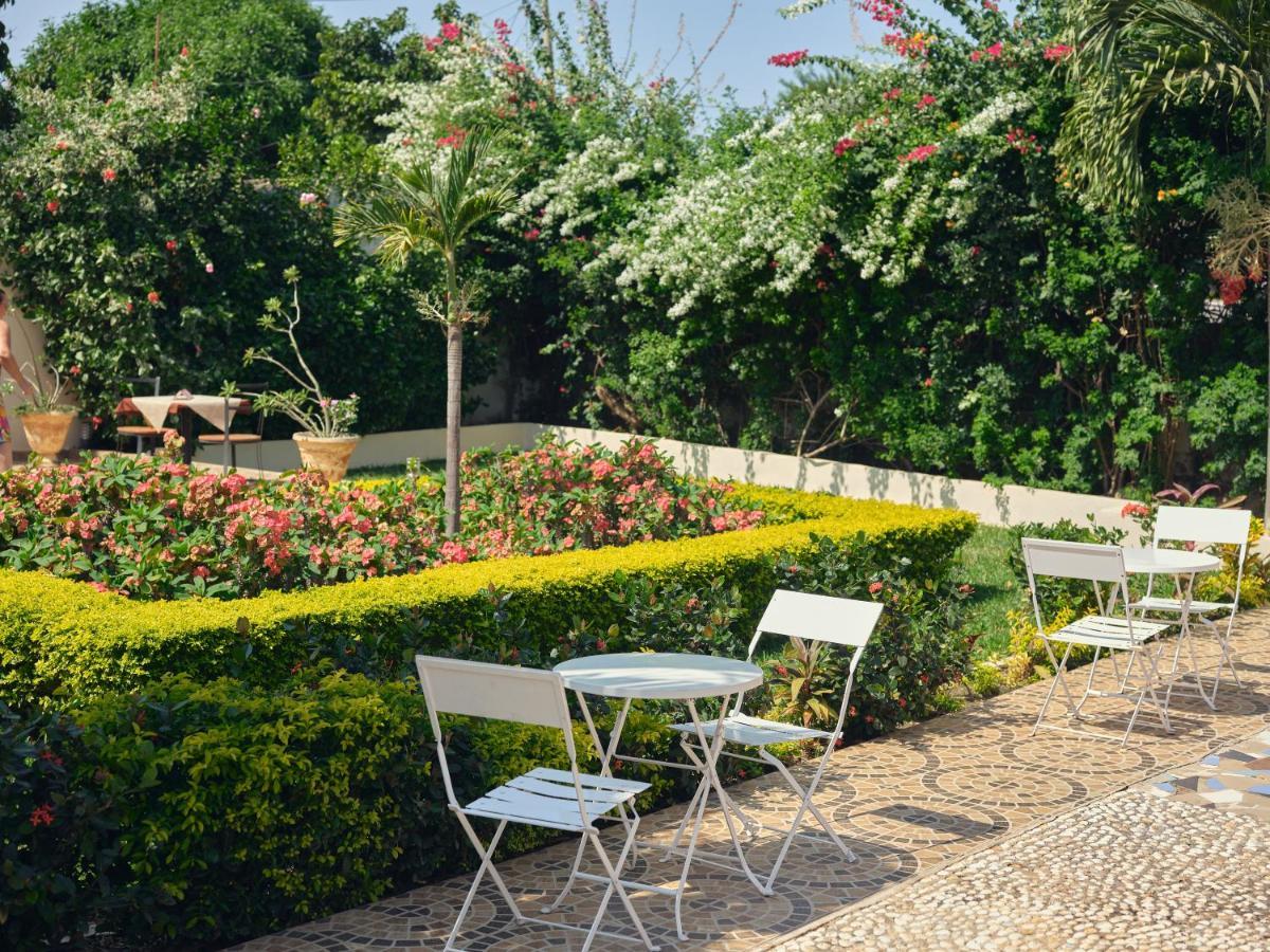 Pelican Residence Fajara Εξωτερικό φωτογραφία