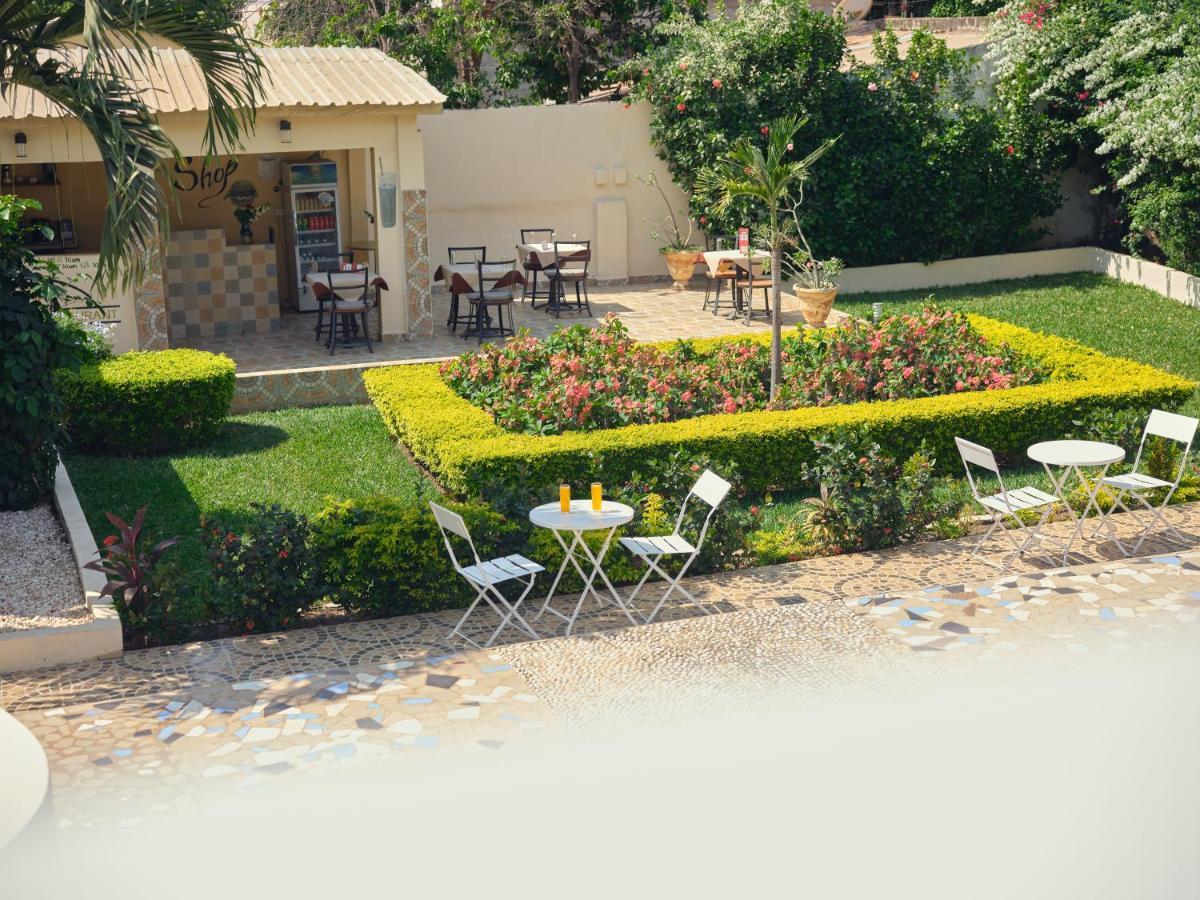 Pelican Residence Fajara Εξωτερικό φωτογραφία