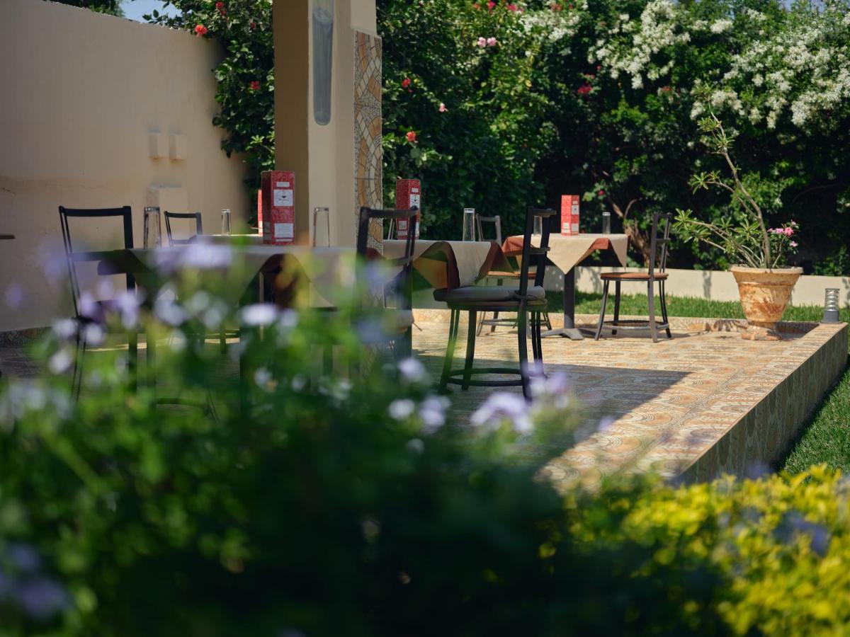 Pelican Residence Fajara Εξωτερικό φωτογραφία