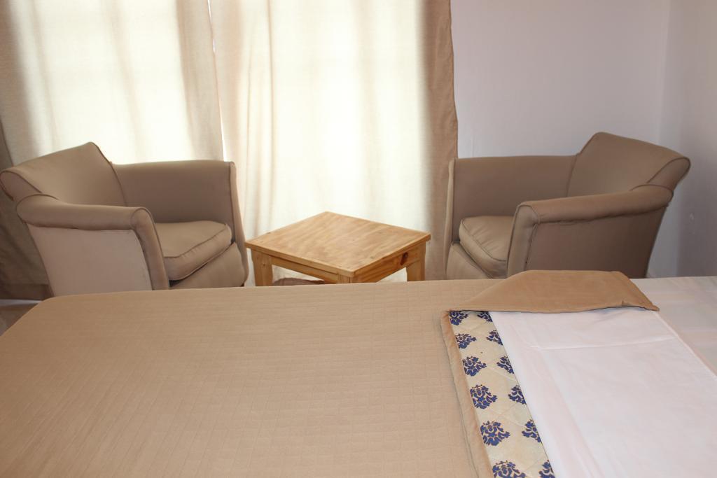 Pelican Residence Fajara Δωμάτιο φωτογραφία