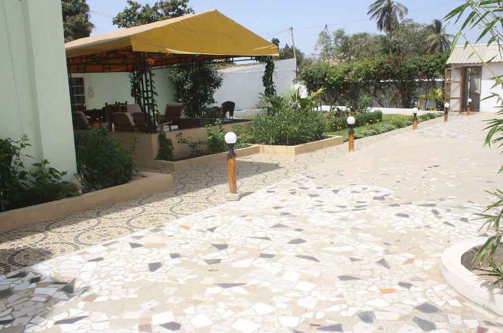 Pelican Residence Fajara Εξωτερικό φωτογραφία